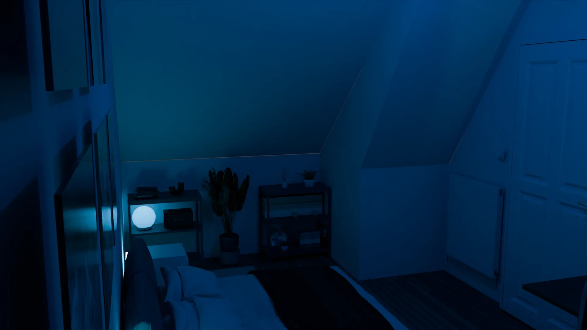 Vue d'ensemble de la chambre sous les toits, de nuit : lit, étagère éclairée, plantes et placard.